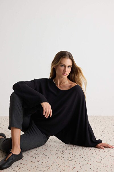 Trendyol Collection Black Soft Boat Neck Basic Knitwear Sweater Twoaw27Kz00058