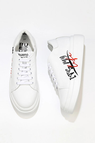Bueno Shoes حذاء رياضي نسائي من الجلد الأبيض 01wt4700