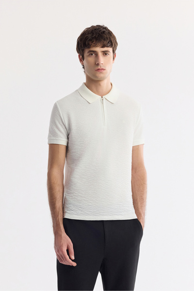 Avva Erkek Beyaz Polo Yaka Dokulu Jakarlı Regular Fit T-Shirt A51Y1019