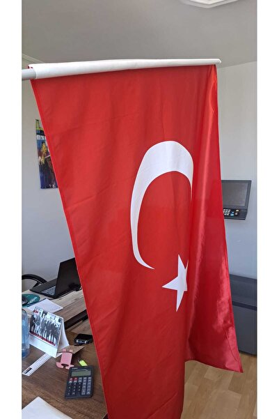 Tatlı Süprizler Türk Bayrağı Elde Sallama 100x150 Raşel Kumaş