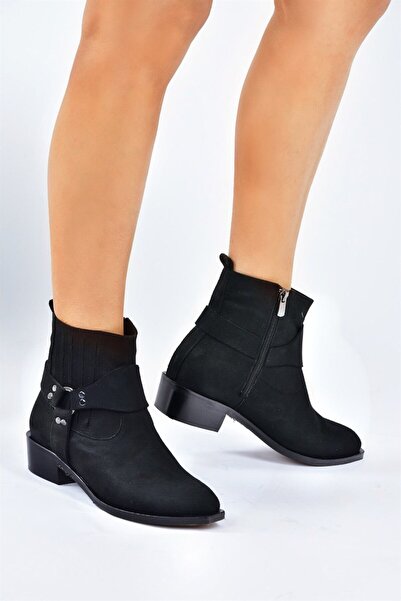 Fox Shoes حذاء نسائي من جلد الغزال الأسود L252032502