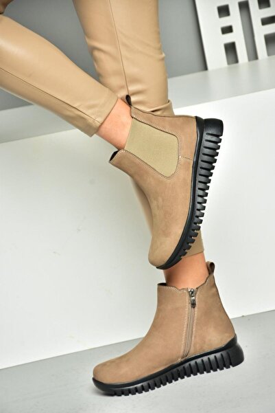 Fox Shoes R555400201 أحذية نسائية من جلد نوبوك الرملي الطبيعي