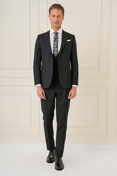 Efor Slim Fit Sivri Yaka Çizgi Dokulu Siyah Yelekli Takım Elbise TK 904