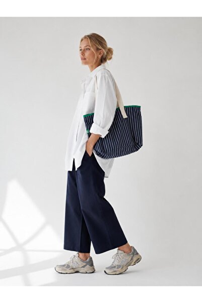 WOLF & ROCK Colorful Striped Gabardine Shoulder and Beach Bag