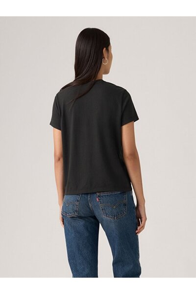 Levi's Women's Graphic Favorite Black T-Shirt - 005Gv-0026
