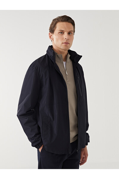 LC Waikiki معطف رجالي ذو ياقة قائمة من Peak New Season ذو تصميم قياسي