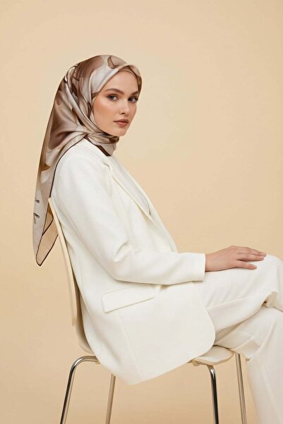 Vissona %100 Twill İpek Büyük Çiçek Desenli Kahverengi - Krem Renkli 90x90 Eş...