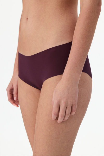 Penti Traceless Burgundy Laser Cut Hipster Panties