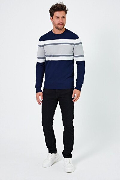 ALEXANDERGARDI Crew Neck Color Blocked Regular Fit Sweater (E24-Eze-15)