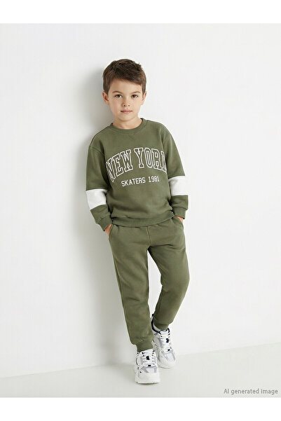 LC Waikiki Vizyon New Season Printed Boys' Sweatshirt and Sweatpants