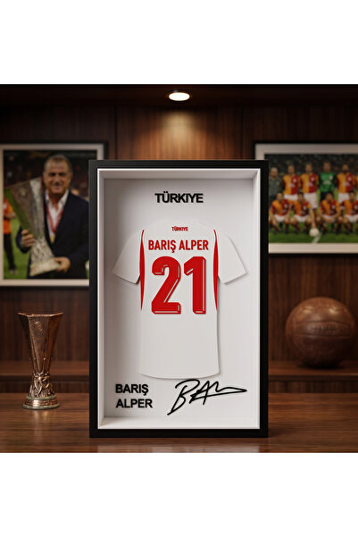 Atölye Barış Alper Yılmaz Ay Yıldız Kırmızı Beyaz 21 Numara 3D Tasarım Forma ...