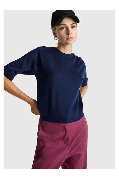 LC Waikiki Nevavm Women's Navy Blue 100% Wool Oval Collar Short Sleeve Sweate...