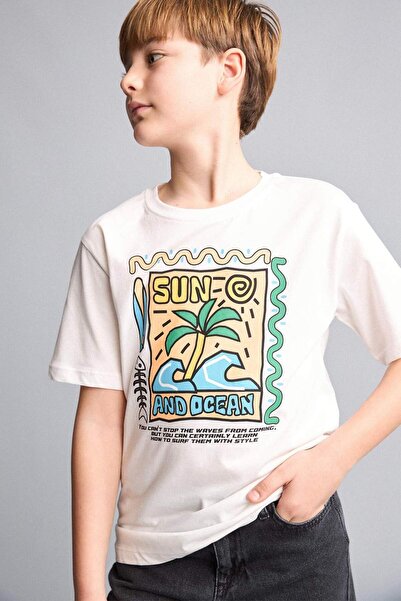 DeFacto Tricou nou cu mânecă scurtă, cu imprimeu, cu gât crew, pentru băieți ...