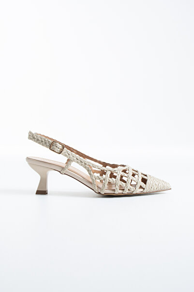 dericia shoes حذاء نسائي من Novelle بتفاصيل محبوكة ولون بيج بكعب عالٍ