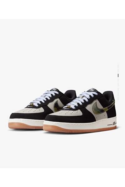 Nike Air Force 1 Low Retro Sneaker