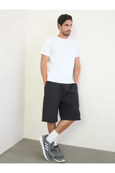 Styli Men Text Print Oversized Shorts