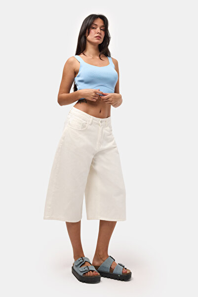 it's basic Women's Off-White 7S6-101 Maxi Denim Bermuda Shorts