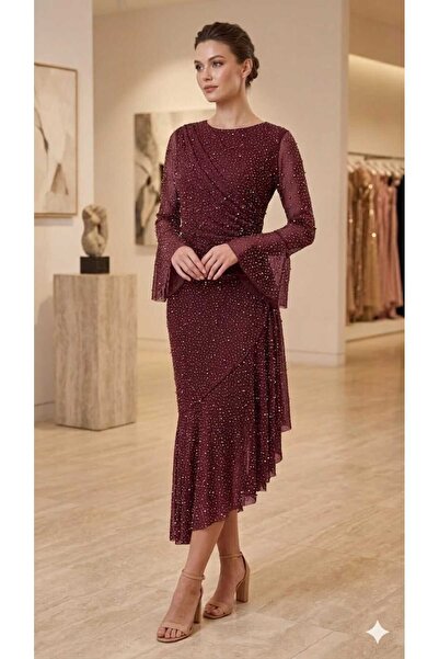 shahad fashion Elegant evening dress in a luxurious burgundy color,