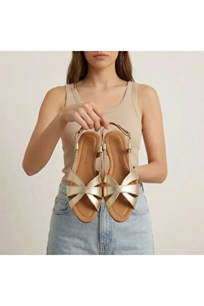 PİERRO SHOES Hakiki Deri Çapraz Bantlı Arkası Açık Kadın Sandalet