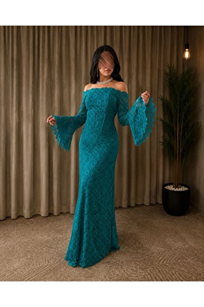 LATENA soft lace dress