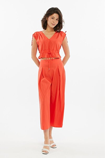 Select Moda Women's V-Neck Suit with Shoulder and Waist Tie Detail