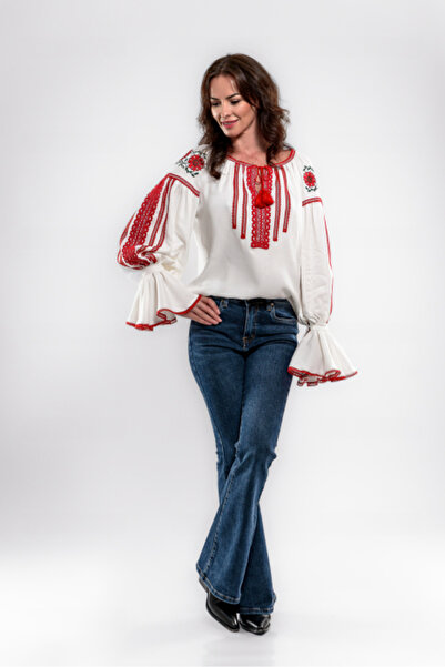 EFFECT Women's blouse with red embroidery and Lace, produced in Romania