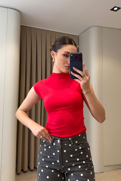 MAGARDE Premium Stand-Up Collar Blouse - Red