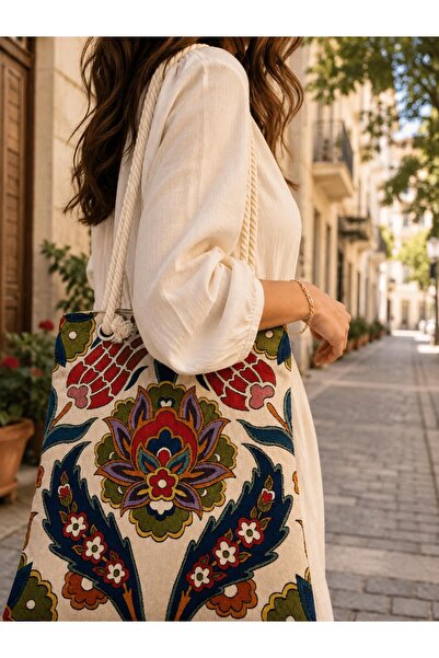 GRANDSTORE Authentic Patterned Woven Bag