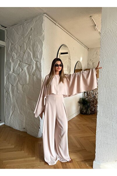 Butik Kadın pelerin aksesuarlı tulum
