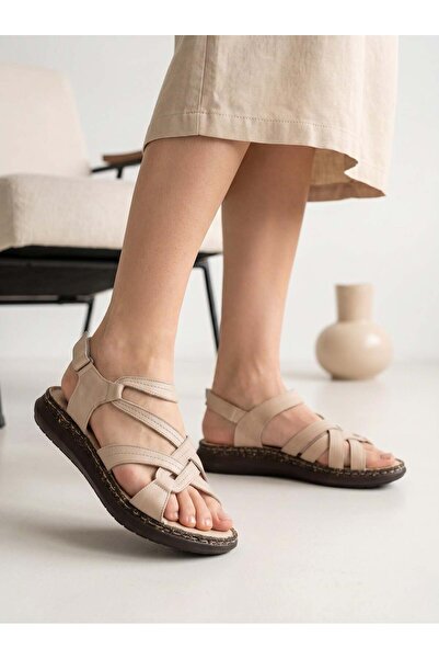 Nesil Shoes صندل نسائي من الجلد الطبيعي الناعم باللون البيج Mns 157