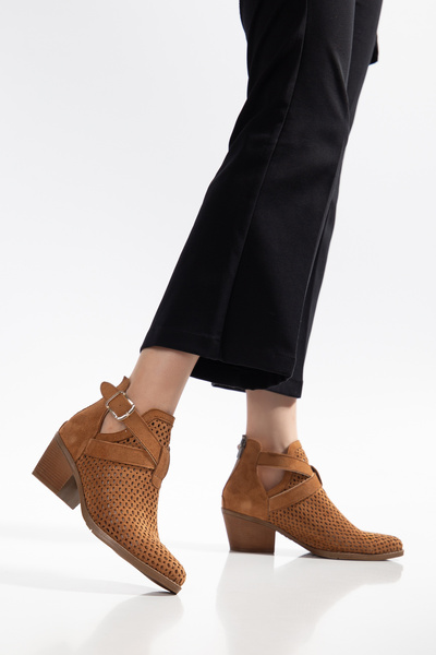 MS SUGAR SHOES Elegant and Comfortable: Colorful Summer Heels with Buckle Detail