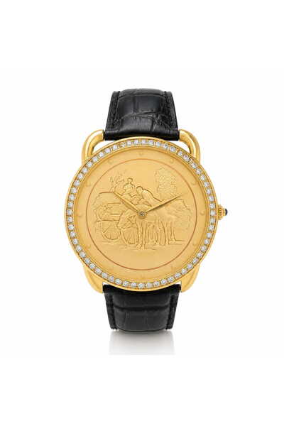 Watch Elegant men's watch with Patterned , gold case and black Belt