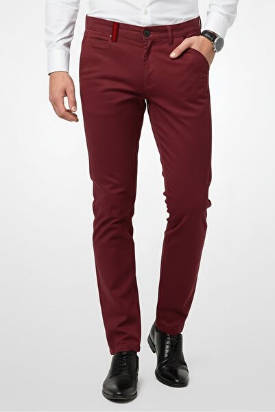 Scuderia Ferrari Men Regular Fit Solid Chino Pants, Red