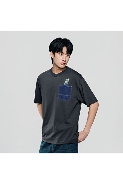 Giordano Men Relaxed Luigi Pocket Printed Tee