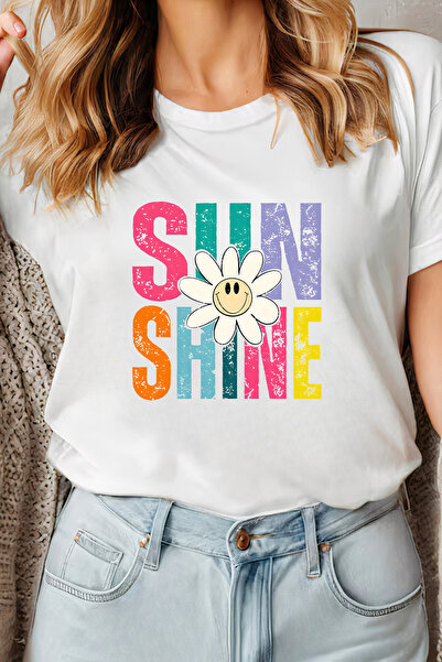 Sarah's Boutique Women's T-shirt – 100% cotton – Sunshine Daisy