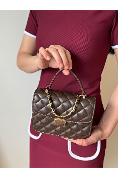 lalettobags Γυναικεία τσάντα Lavin Model με χρυσή αλυσίδα και λεπτομέρειες, τ...