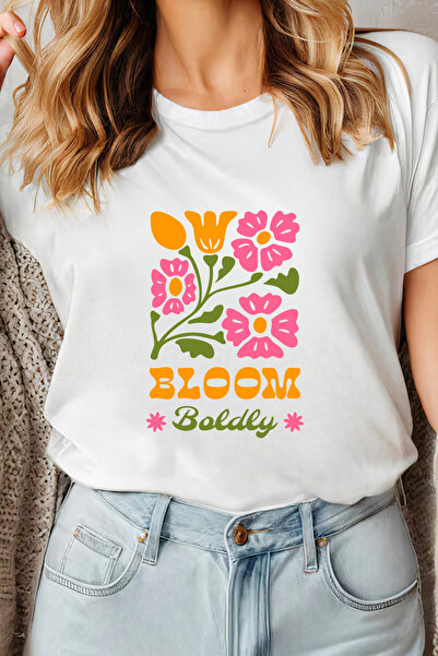 Sarah's Boutique Women's T-shirt – 100% cotton – Bloom Boldly