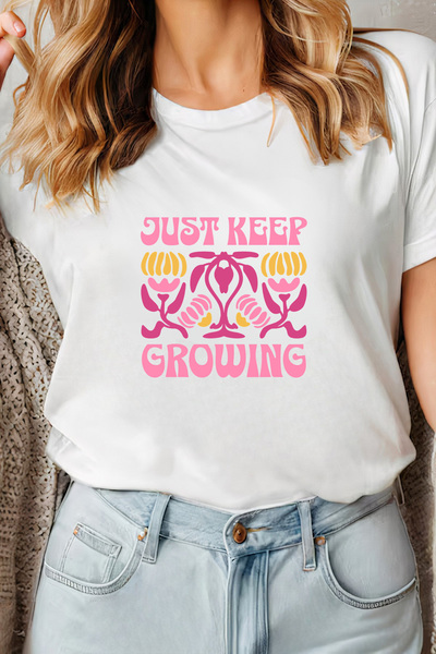 Sarah's Boutique Women's T-shirt – 100% cotton – Just Growing