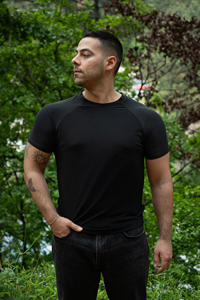Alvorn Reglan Kol Bisiklet Yaka Basic Siyah Tişört