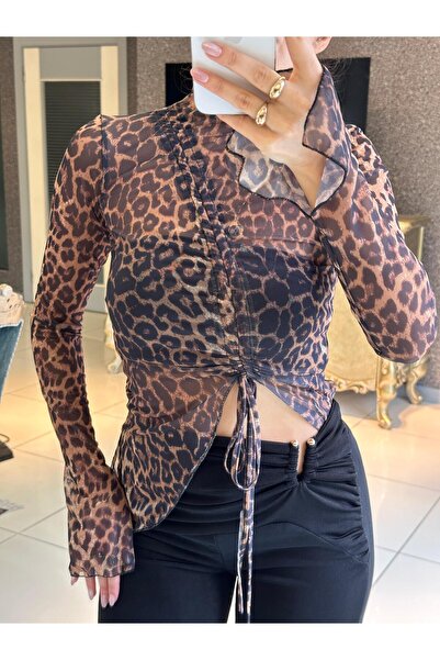 Damla Demli Leopar Büzgü Detaylı Bluz