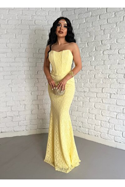 moneta boutique فستان طويل بتفاصيل دانتيل على شكل ذيل السمكة للنساء