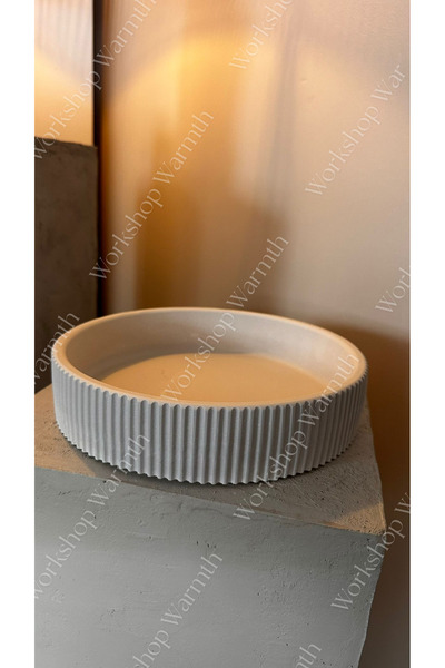 Workshop Warmth Gab Ripple Arch Decorative Presentation Plate I Striped Minim...