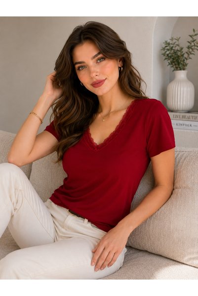 Yalçınoğlu Lace V-Neck Short Sleeve Women's Blouse I Viscose Fabric I Stylish and Comfortable Women's Top I Soft Textured Short Sleeves I Casual and Stylish Style I Modern Cut Women's Blouse