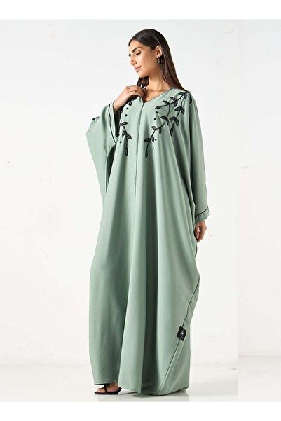 Azria Fashion Embroidered Bisht Abaya - AF 2.5