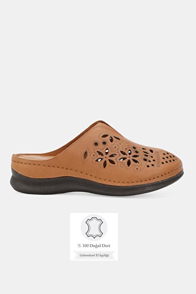 TUNAELLİ Women's Tan Genuine Leather Flat Sole Closed Front Daily Slippers