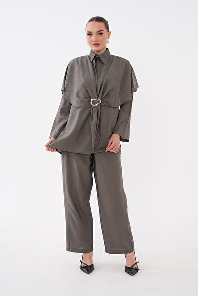 Mega Life Glos 3-Piece Pants Suit with Cape Buckle