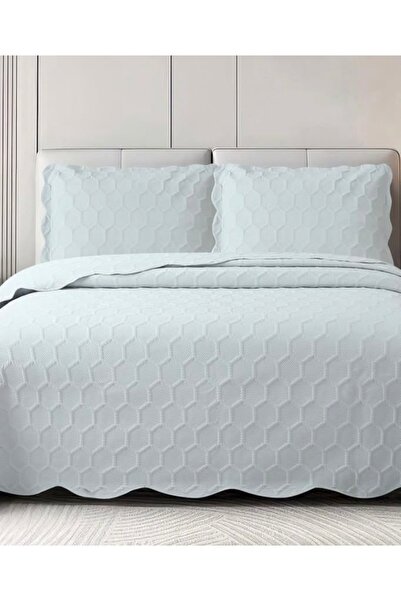 Generic Brand Double 3-Piece Bedspread