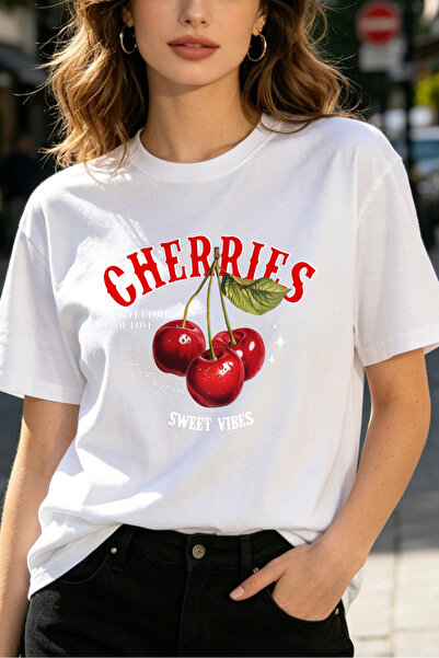 Fleck تي شيرتات نسائية بطباعة جرافيك Sweet Vibes من Cherries Sweet Vibes، نمط...