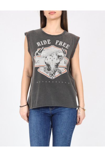Evendi Tricou, Gri