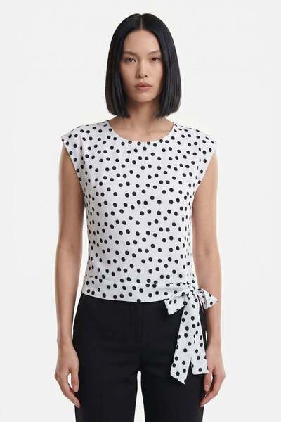 ON Polka dot tie-up blouse